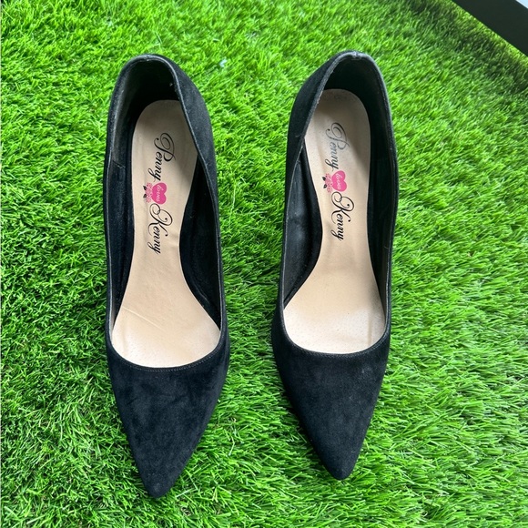 Penny Loves Kenny Shoes - Penny Loves Kenny Black Suede Pumps